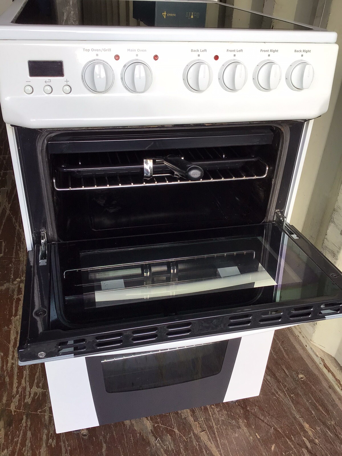 zanussi electric cooker 50cm Wide ) Model ZKC5030W1 eBay