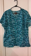 Dickies Unisex XL Teal Camo V-Neck Short Sleeve Front Pockets Scrub Top.