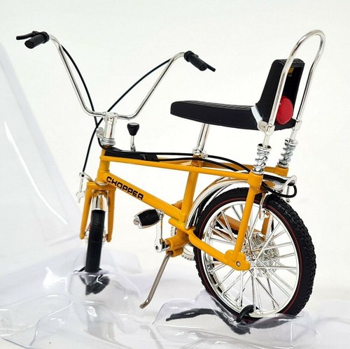 Toyway 1/12 - The Hot One Chopper Model Bicycle Yellow Retro 70's Bike - Picture 4 of 4