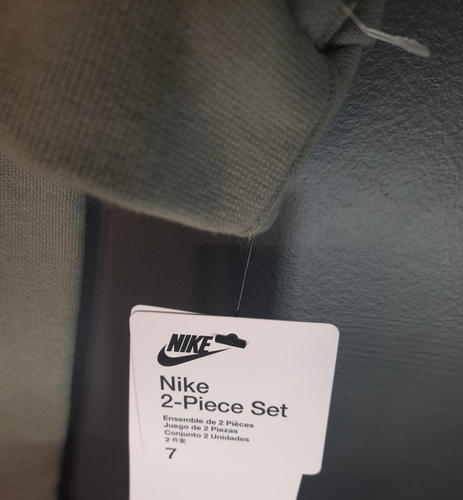 $52 Nike Boys 2 Pc Sweat Shirt Pants Set Age 6-7 Large 116-122cm Dark Stucco NWT - Picture 11 of 26