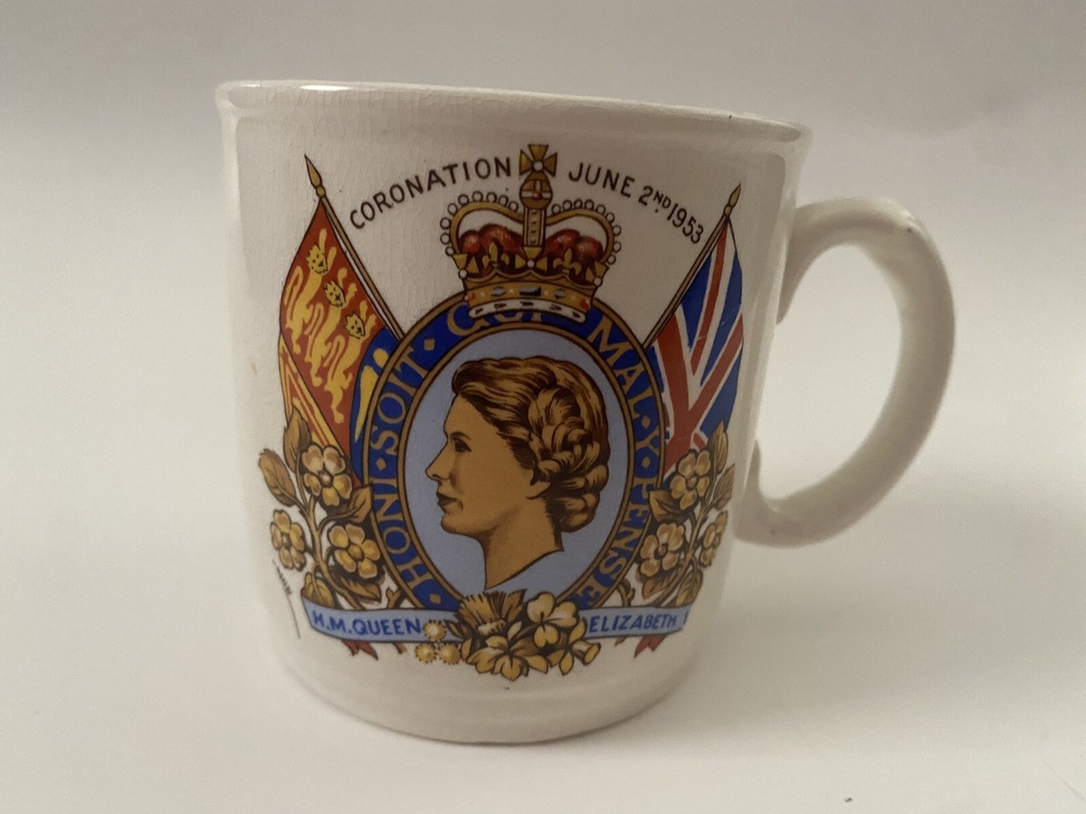 Queen Elizabeth 1953 Coronation Mug (TRE) Queen Elizabeth 1953 Coronation Mug (TRE)