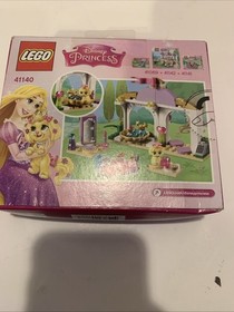 Sealed LEGO Disney: Daisy's Beauty Salon (41140) Ec6