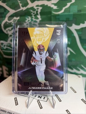 2021 Panini Black - Ja'Marr Chase Gold Rookie 1/5 Jersey Number!!