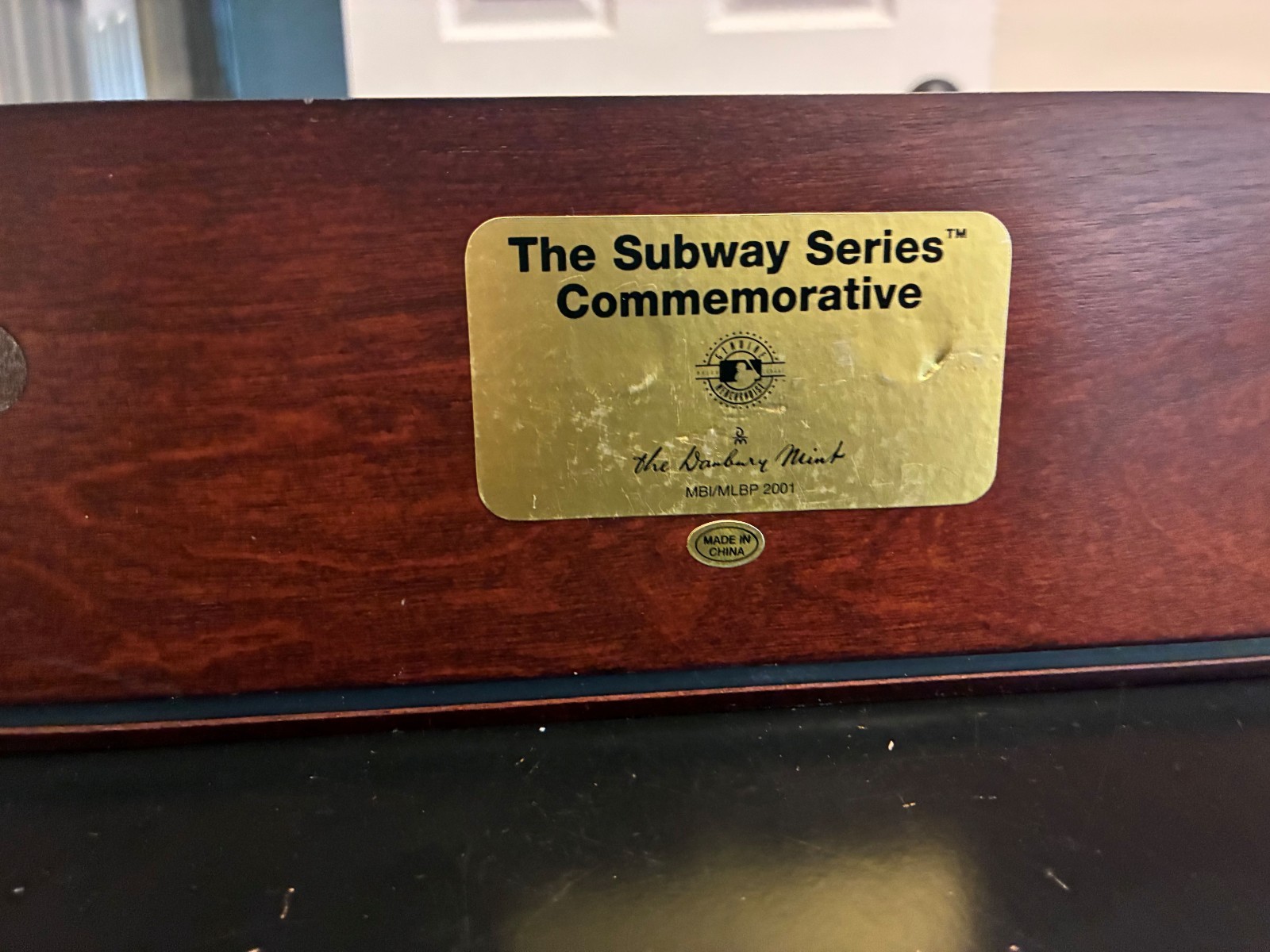 2000 Danbury Mint New York Yankees and New York Mets Subway Series Subway Cars