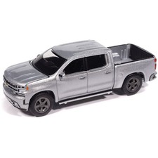 2019 Chevy Silverado High Country - Silver Ice