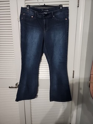 Womens Torrid Source of Wisdom Denim Jeans Plus Sz 20 Isabella Slim Boot New 