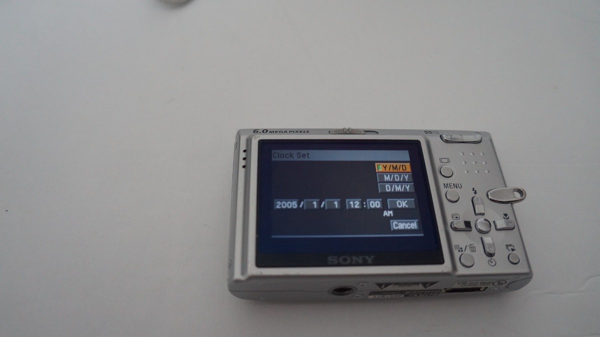 Sony Cyber-shot DSC-T9 6.0MP Digital Camera - Silver for sale