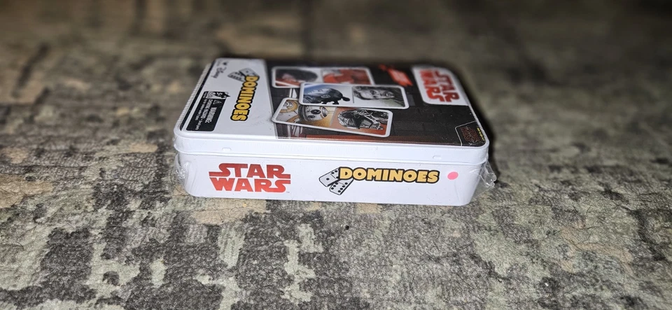 Star Wars Dominoes The Last Jedi in Collector's Tin Brand New & Factory Sealed!! - Image 3 of 4
