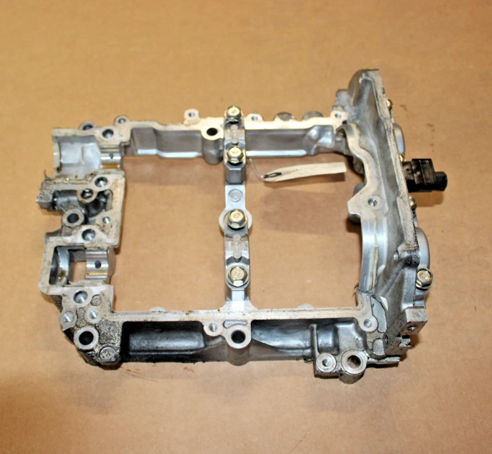 2015-2017 SUBARU  WRX Cam shaft Carrier  left Side FA20 - Image 2 of 4