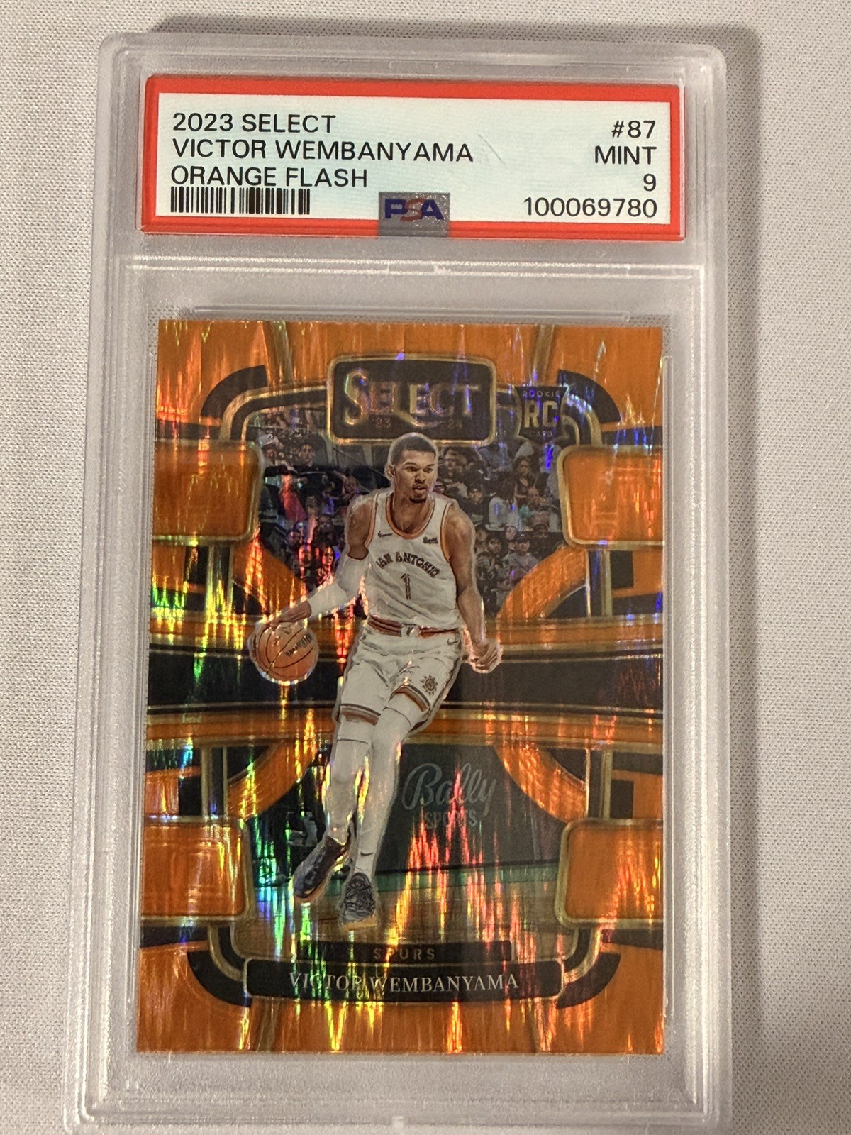 2023-24 Panini Select - Concourse Victor Wembanyama #87 Orange Flash Prizm (RC)