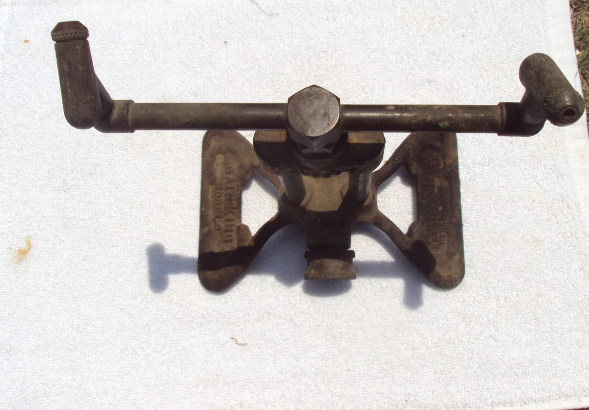Ancienne médaille or spalding modèle C tête de foulis caryer RH 37,5