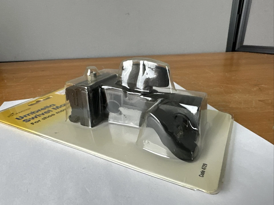 Promaster 4729 Umbrella Swivel Mount for Shoe Mount Flash New - Image 2 of 4