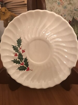 1 VINTAGE SCIO CHRISTMAS WREATH HOLLY & BERRIES SAUCER 6''R IRONSTONE  