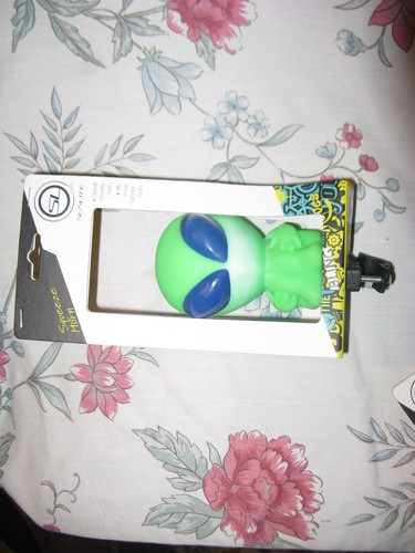 Sunlite squeeze horn-Alien, Pig, Koala Bear, Sumo Wrestler - Picture 3 of 5