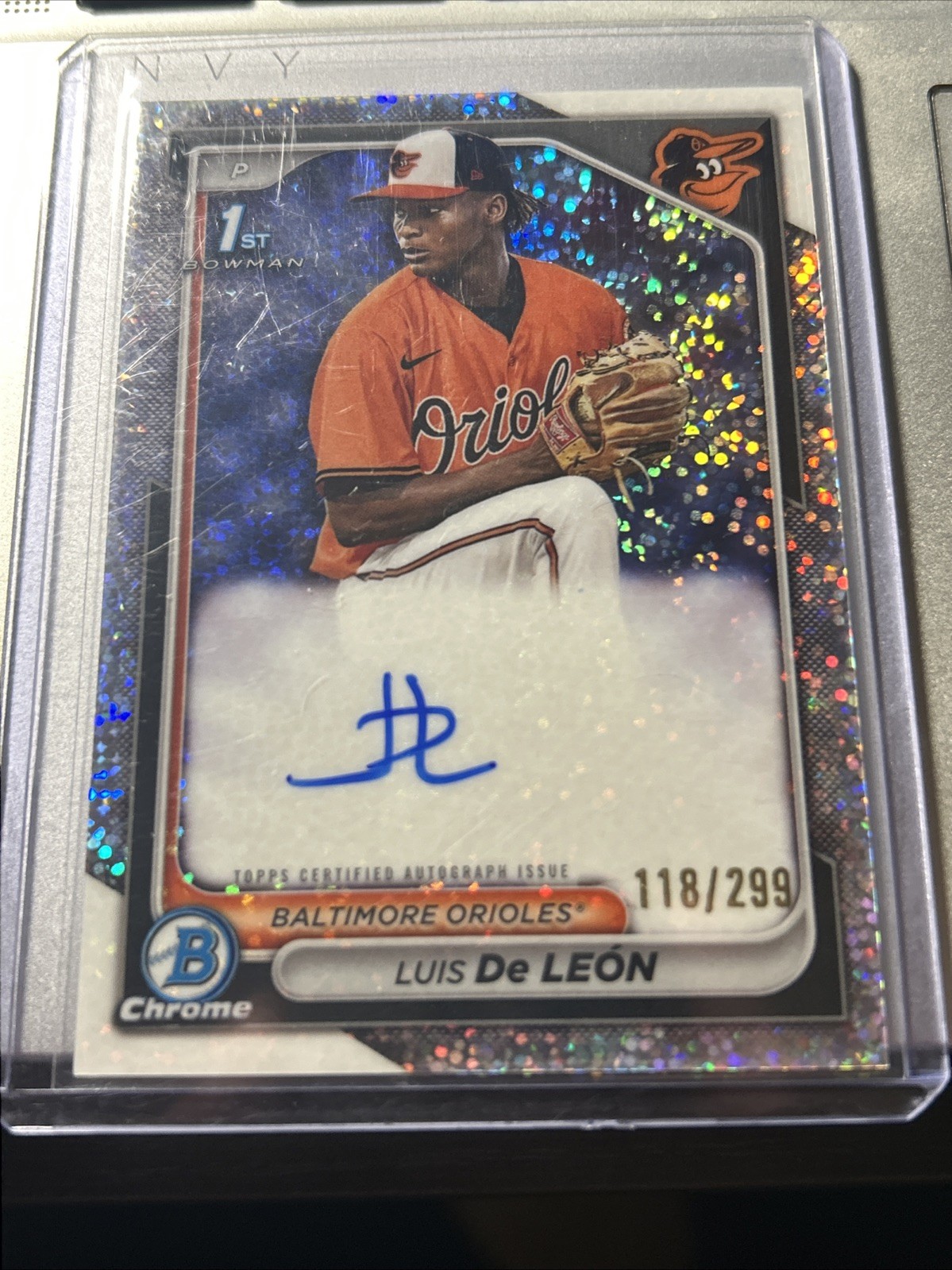 2024 Bowman Chrome Luis De Leon Auto Speckle Refractor /299 #CPA-LDL 1st Orioles