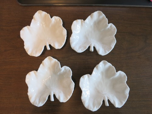 4 Vintage Spode IMPERIAL FANCIES Embossed Leaf shape Nut Candy dish Bowl England