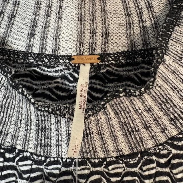 Suéter Free People Mujer Pequeño Negro Blanco Cuello Simulado Recortado Manga Larga Tejido Foto 3 de 4