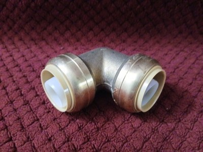 Sharkbite 90 Degree Push to Connect Elbow 1''  NEW No Packaging 