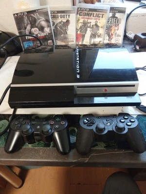 Sony PlayStation 3 mit 2 Controller und 4 Spielen CECHC04 80gb