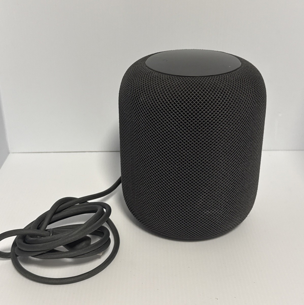 Apple HomePod 1st Gen Smart Speaker Space Gray Model A1639 /Tested