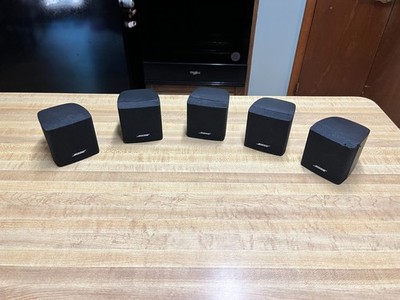Lot of 5 Bose Virtually Invisible 300 / Smart Surround Speakers - Cubes Only