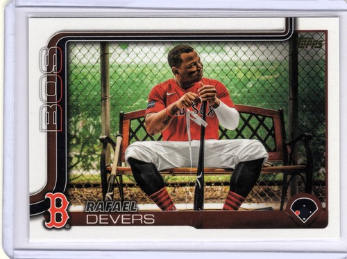 Rafael Devers [Golden Mirror Image Variation] #285 2025 Topps card