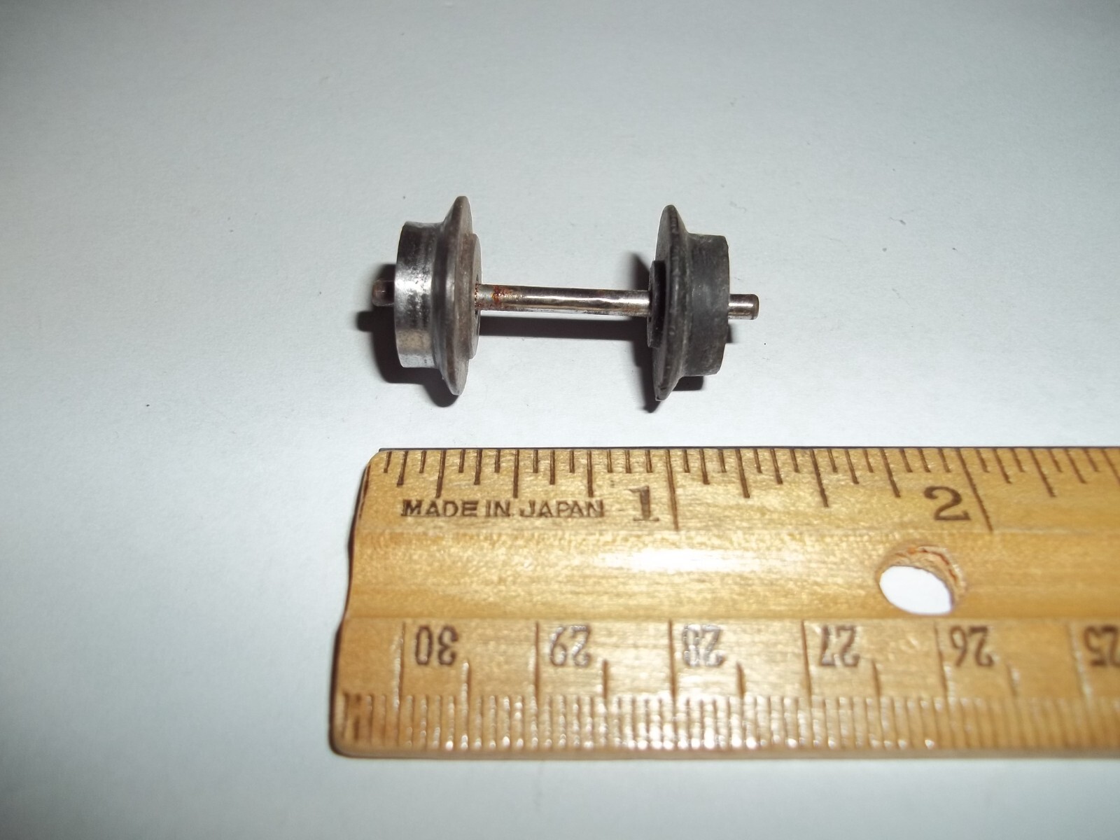 SHORT AXLE AMERICAN FLYER S GAUGE METAL/PLASTIC PICK UP WHEEL SET eBay