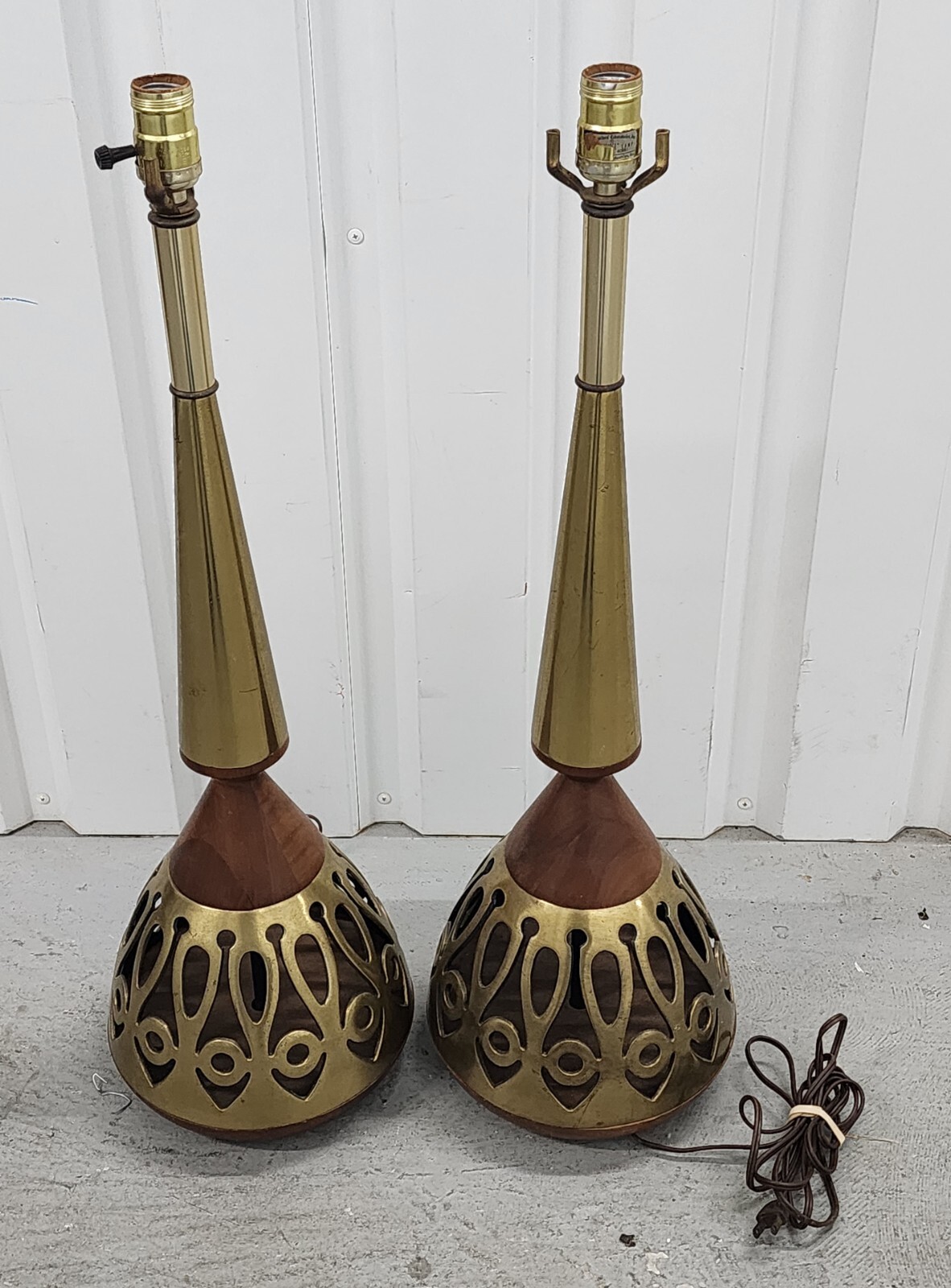 Tony Paul Westwood Ind Vintage Tall Walnut Pair MCM Brass Table Lamps