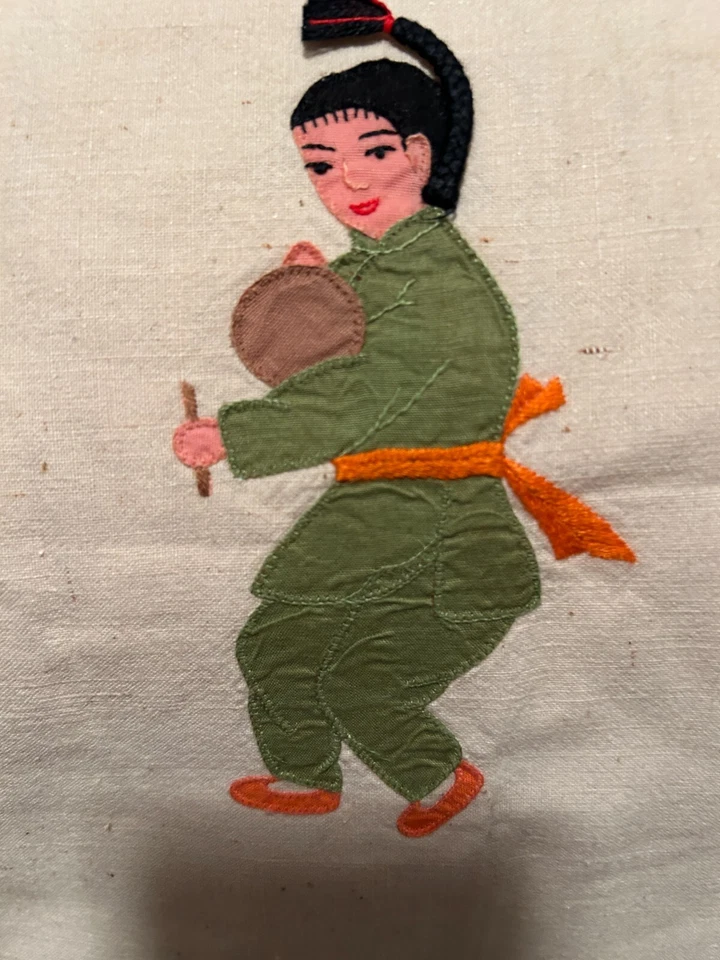 Edredón de arte popular chino hecho a mano zorros, plantas, hombre Bai Jia Bei /110" x 84" Foto 3 de 4