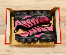nike vapormax plus active fuchsia