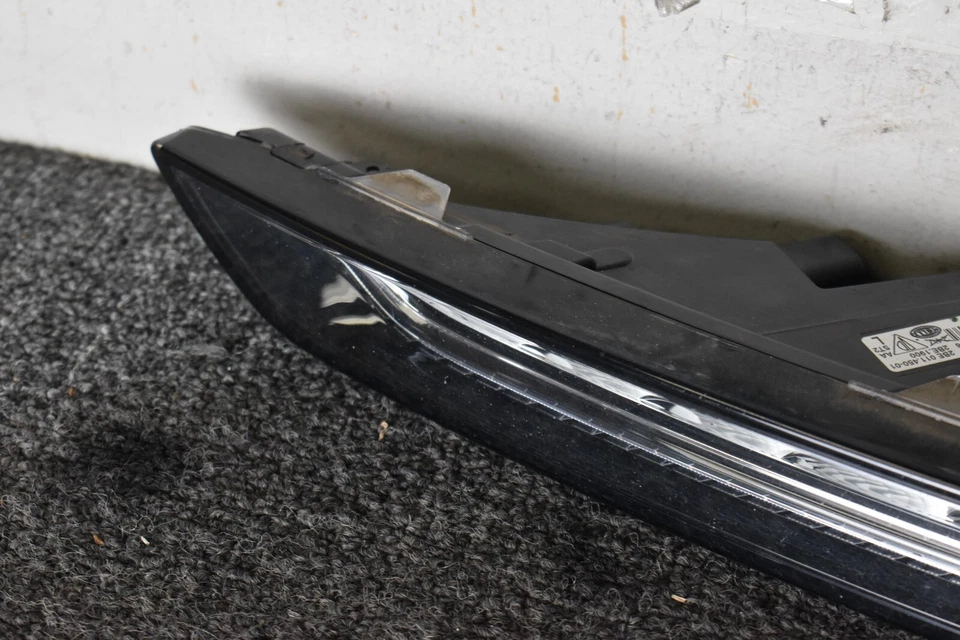 Faro antiniebla izquierdo Porsche Macan 2015-2017 fabricante original de fábrica Foto 2 de 4