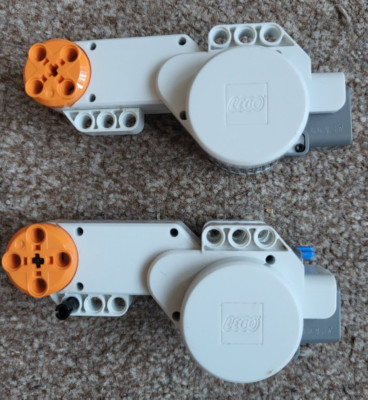 2x Lego Mindstorms NXT 9842 Servomotoren Technik Konvolut