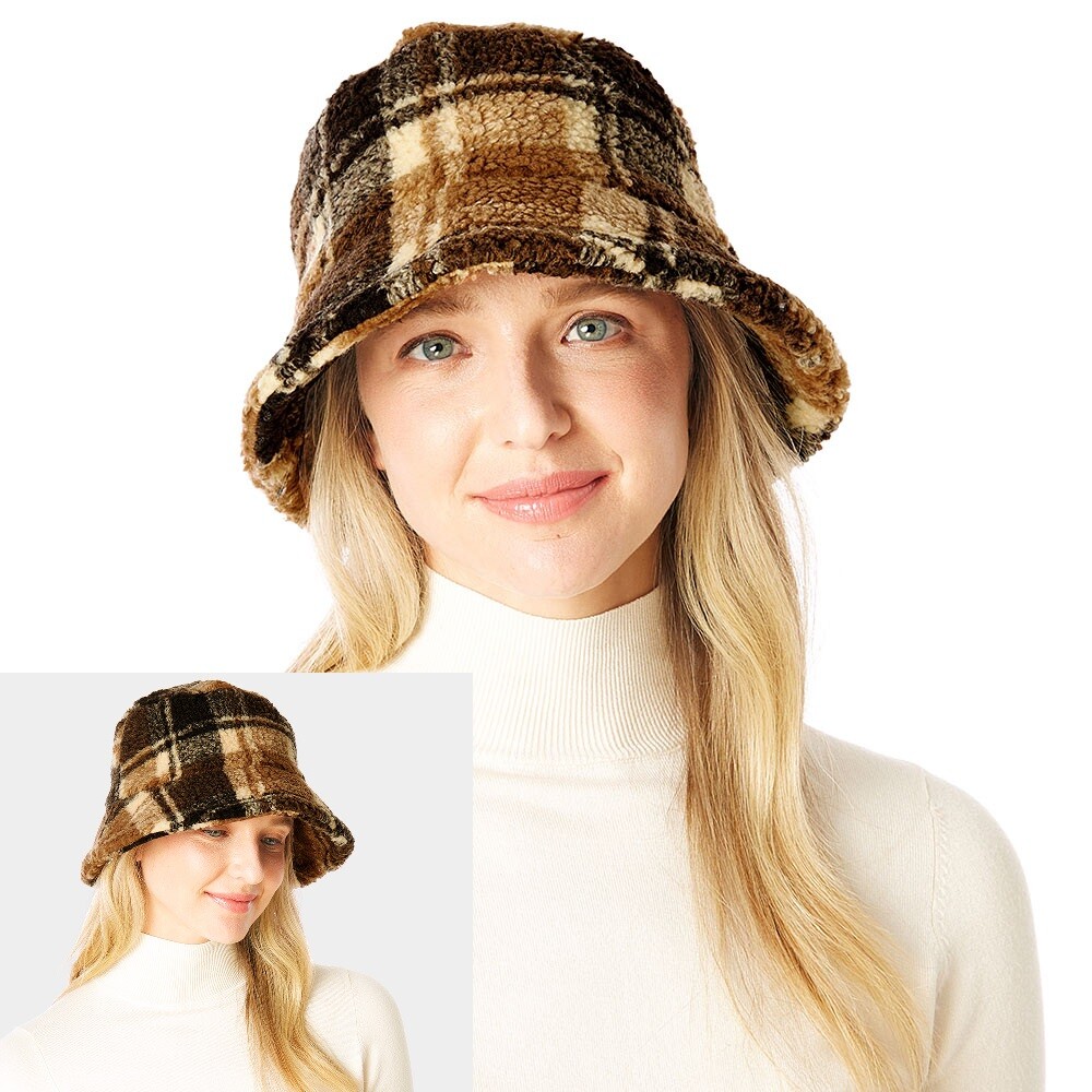 Checkered Plaid Adjustable Warm Faux Fur Winter Bucket Hat  display picture 3