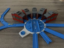 Thomas Tomy Trackmaster Engine Sheds Set Tidmouth Roundhouse Plarail Blue Tracks