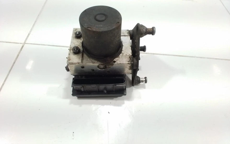 Mercedes-Benz Vito Viano W639 2005 110kW ABS Steuergerät A265235470 BOS89677 - Изображение 2 из 3