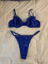 VTG Beautiful Blue satin Bra And Panties Set Size L