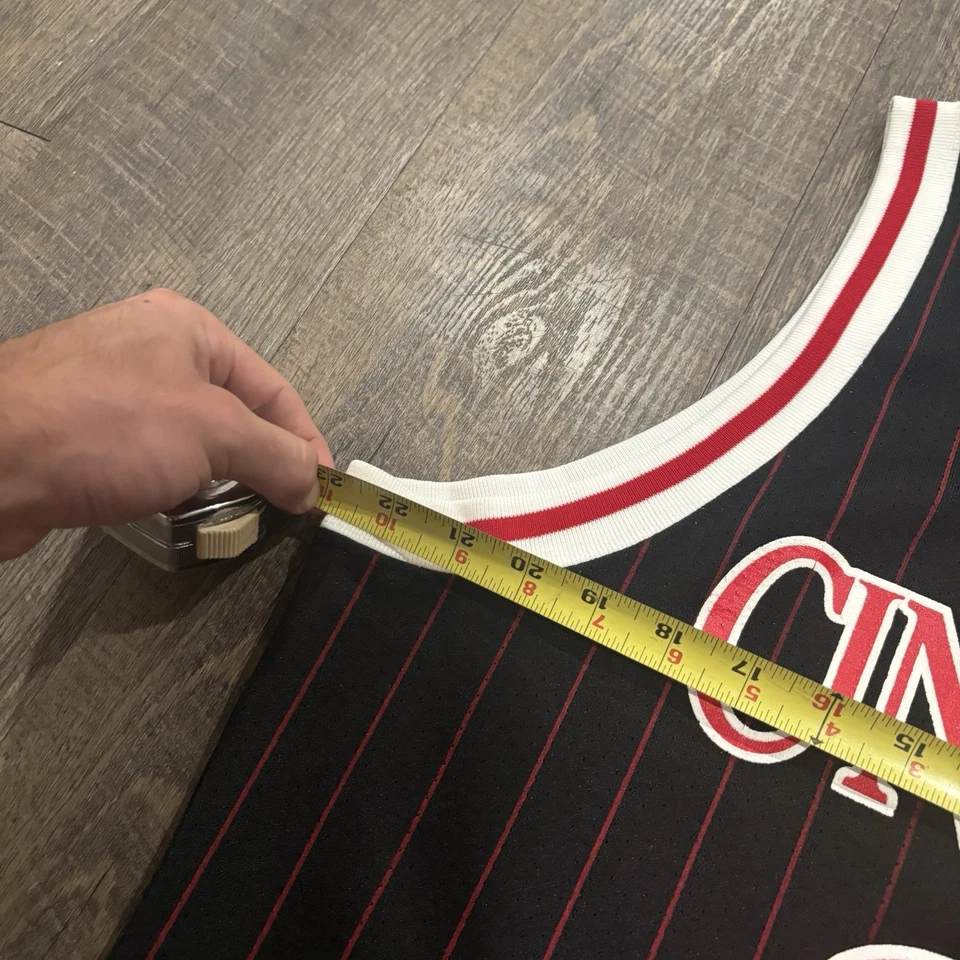 Vintage Majestic Cincinnati Bearcats Basketball Jersey Size Large 90s Pinstripe - Image 4 of 4