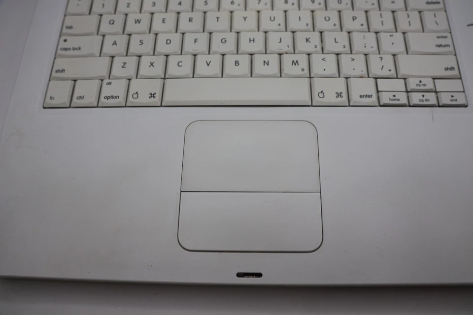 Macintosh iBook G4 1.33 GHz 14.1" LCD screen Mac OS 10.5.8 Model A1055- 1768 MB - Image 2 of 4