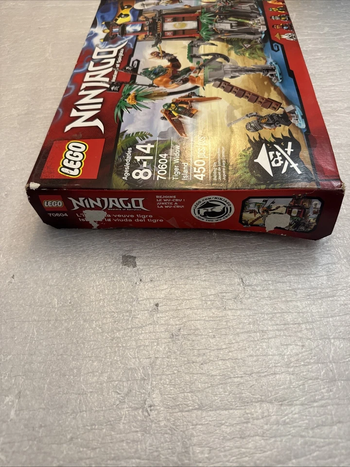 LEGO NINJAGO Tiger Widow Island 70604 BRAND NEW In Box - Image 4 of 4