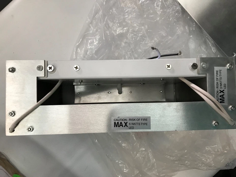 Maxim 88285AL Aplique de Pared LED Mosaico, Acabado Aluminio Cepillado, Vidrio, PCB LED Bu Foto 4 de 4