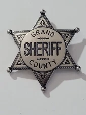 Collectable Western Badge - Old West Silver Finish Badge Grand Country Sheriff