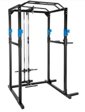 Stazione body building con lat machine palestra in casa nuova 