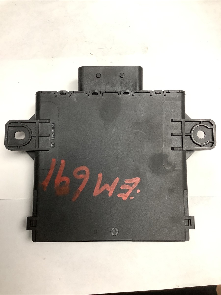 2016 Porsche Panamera OEM Start Stop Voltage Converter Control 