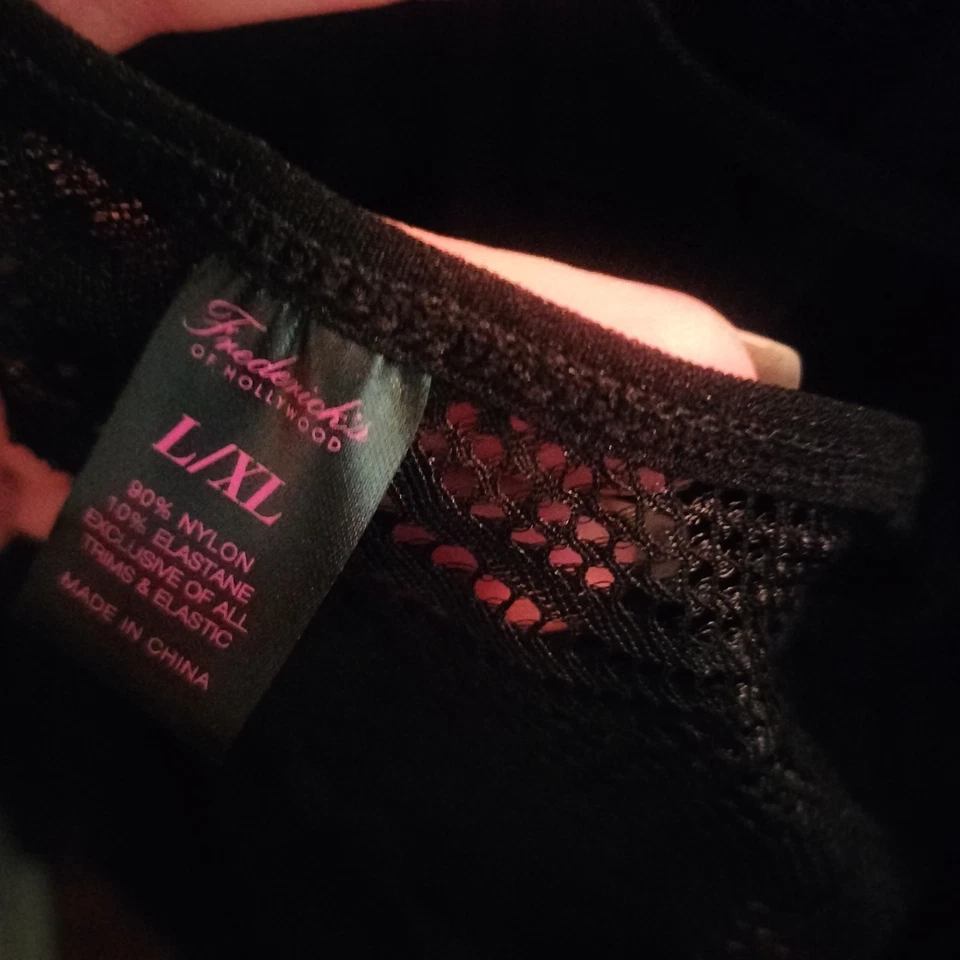 Conjunto de lencería/tanga Frederick's Of Hollywood encaje transparente negro Brielle L/XL Foto 3 de 3