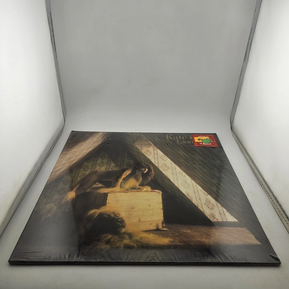 Kate Bush - Vinyl - Sealed 1978 Import - Lionheart - Original Lp - Gatefold - Image 2 of 4