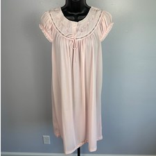 Vintage JCPenney Pink Nylon Nightgown Cottagecore Embroidered Lace Dress M