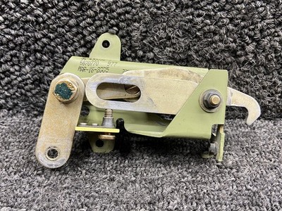 35-410456-41 Beechcraft G58 Cabin Door Latch (Incomplete)