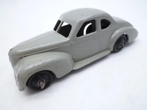 VINTAGE DINKY TOYS 39 SERIES 39f STUDEBAKER COUPE 1947-50