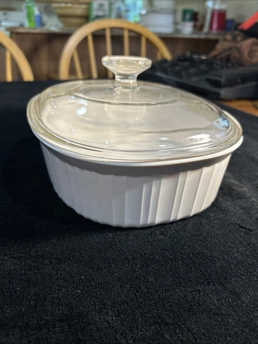 Vintage 1.8 Liter F-12-B Corning Ware French White Oval Casserole w/ Pyrex Lid