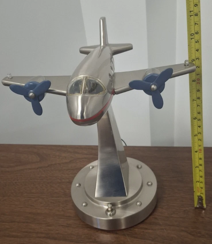 ✈️Lámpara de luz nocturna de avión para niños Pottery Barn -Funciona estilo años 30 Foto 4 de 4